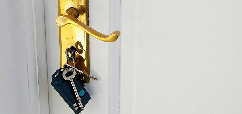 Broken Door Key Extraction in Los Alamitos, CA
